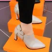 n-Pumps-Low-Heeled-ShoesIUCzQZw3.webp